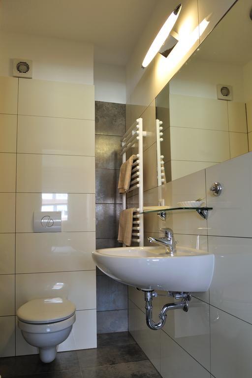 Ferienzimmer Ellisee, kontaktloser Check-in FDH Zimmer foto